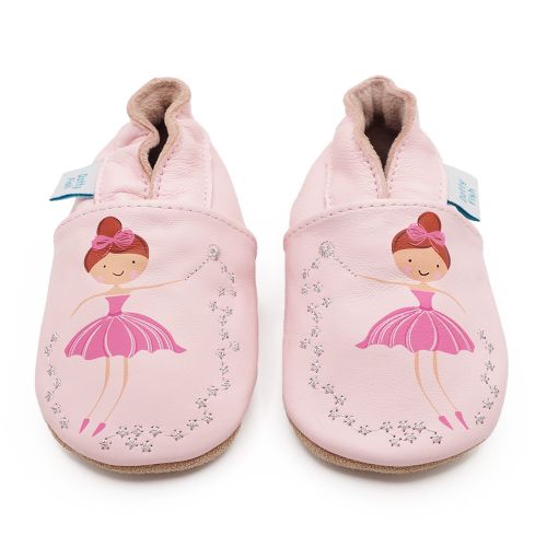 Rosafarbene Lauflernschuhe für Babys und Kleinkinder von Dotty Fish aus Leder mit rosafarbenen Ballerinas und silbernen gestickten Sternen.